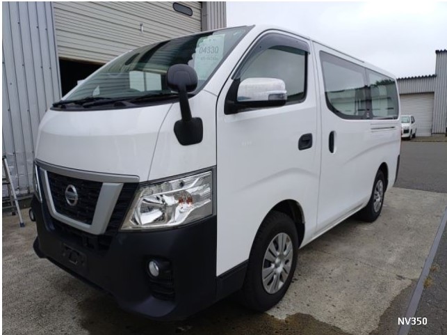 Nissan Caravan NV350 white Van Sample C&F