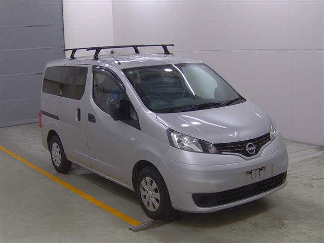 Nissan NV200 Van RHD