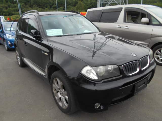 BMW X3 Gasoline front view