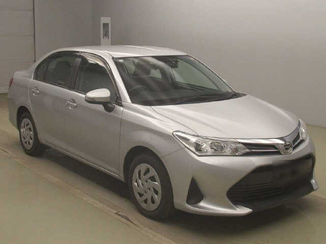 corolla axio 2019 silver front view