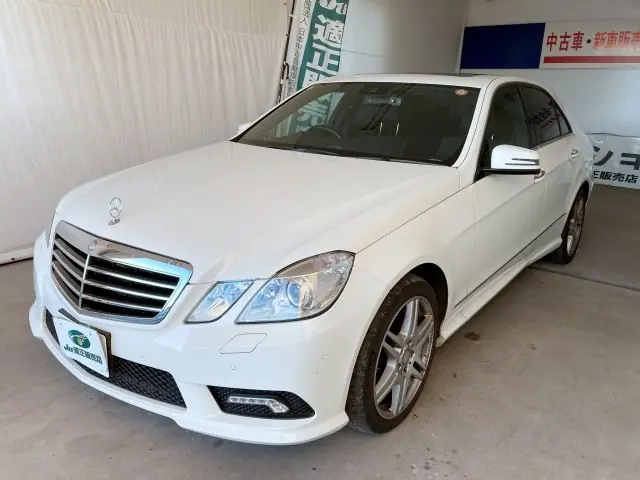 Mercedes Benz RHD E550 Avangarde front view