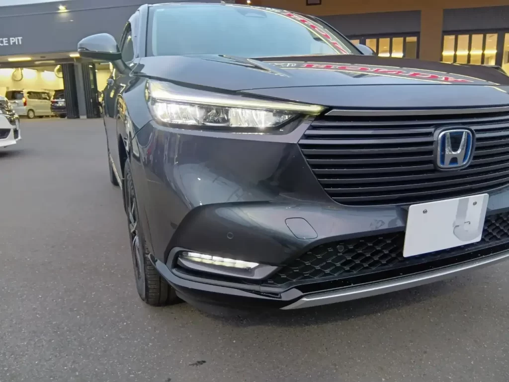 Buy Honda Vezel 1.5Z Hybrid from Japan